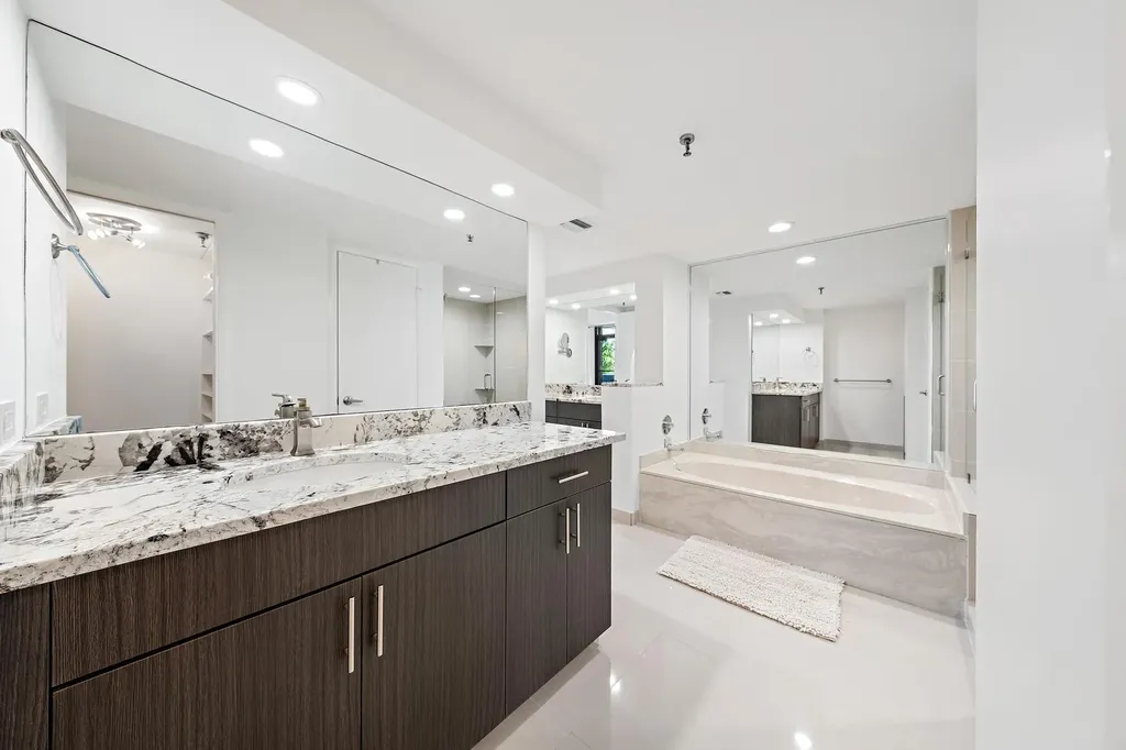 123 Lakeshore Drive North Palm Beach FL 33408