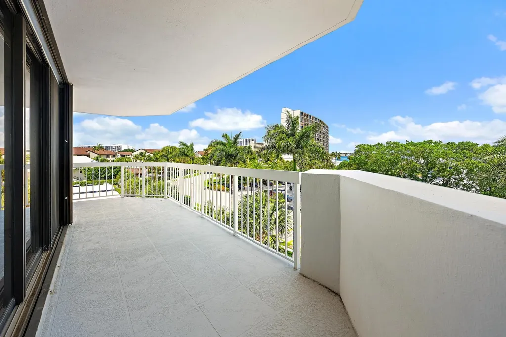 123 Lakeshore Drive North Palm Beach FL 33408