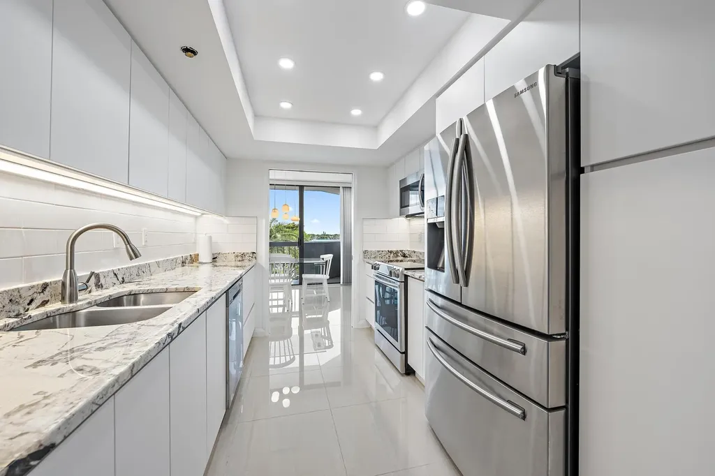 123 Lakeshore Drive North Palm Beach FL 33408