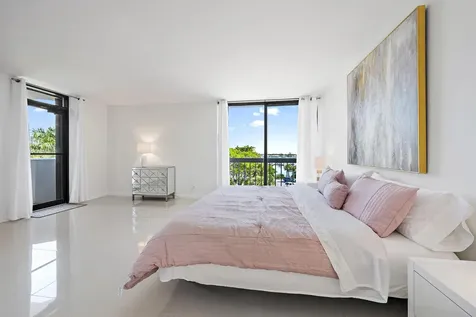 123 Lakeshore Drive North Palm Beach FL 33408