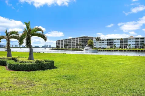 123 Lakeshore Drive North Palm Beach FL 33408