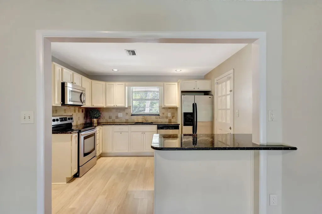 10789 N Military Trail Palm Beach Gardens FL 33410