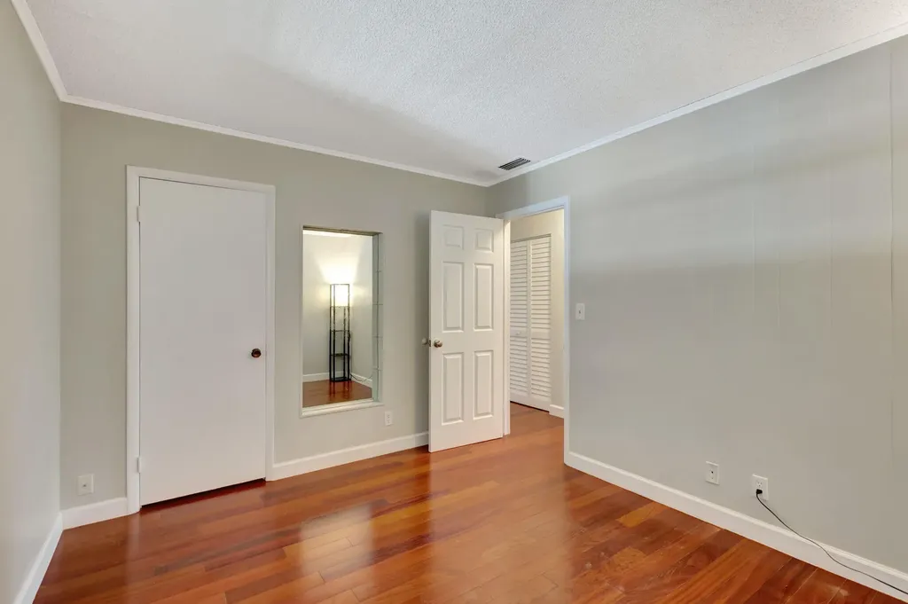10789 N Military Trail Palm Beach Gardens FL 33410