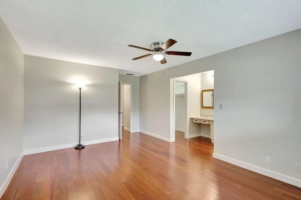 10789 N Military Trail Palm Beach Gardens FL 33410