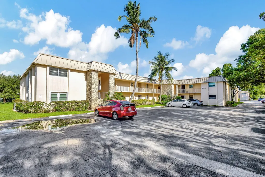 10789 N Military Trail Palm Beach Gardens FL 33410