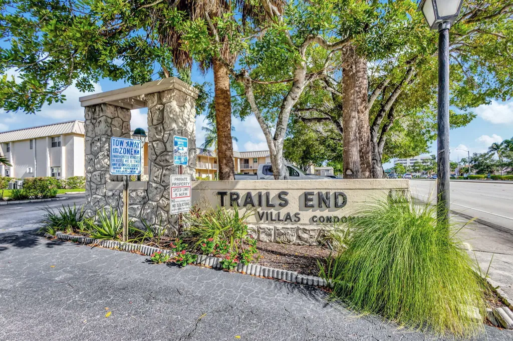 10789 N Military Trail Palm Beach Gardens FL 33410