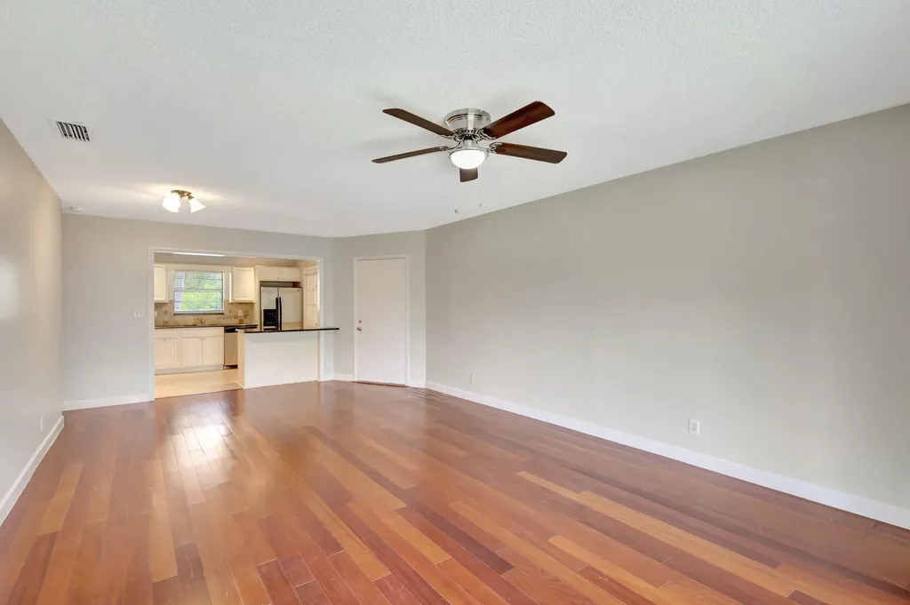 10789 N Military Trail Palm Beach Gardens FL 33410
