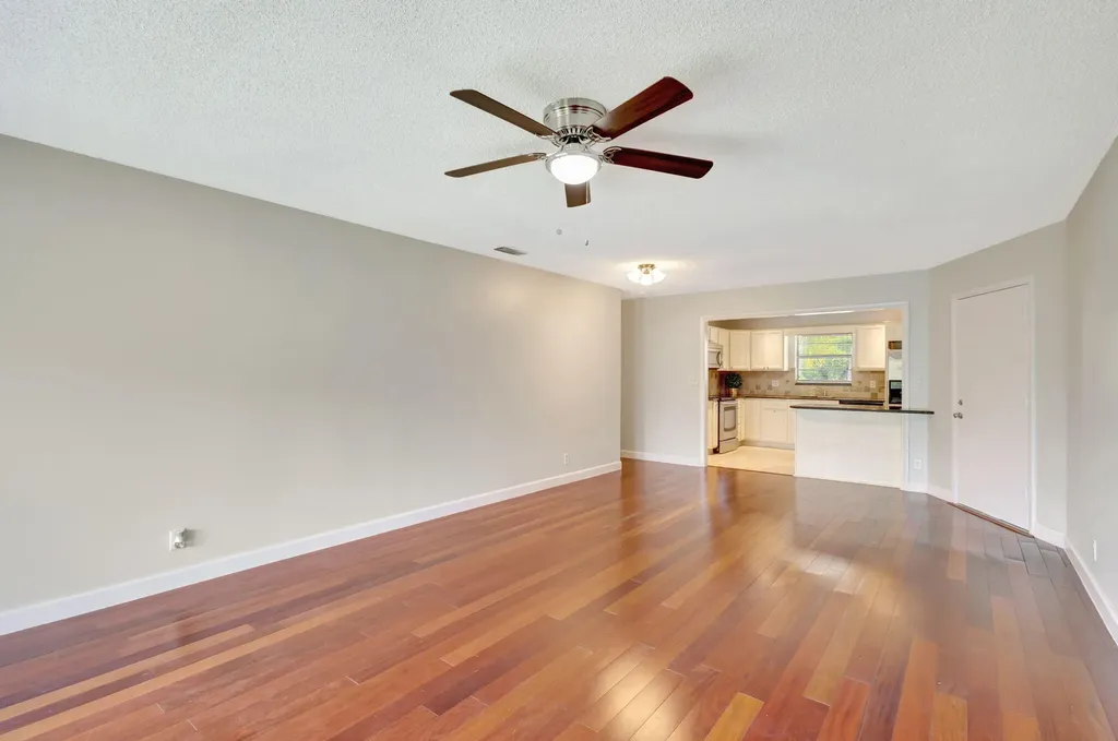 10789 N Military Trail Palm Beach Gardens FL 33410