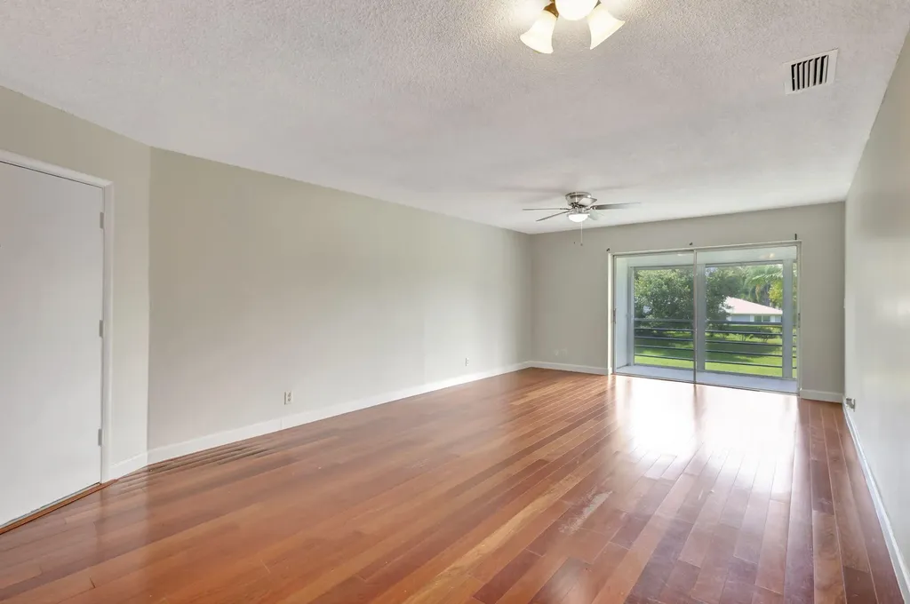10789 N Military Trail Palm Beach Gardens FL 33410