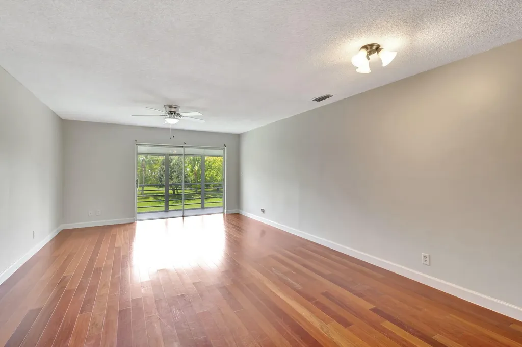 10789 N Military Trail Palm Beach Gardens FL 33410