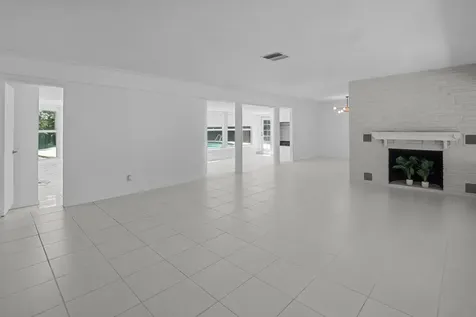 2608 NE 12th Street Fort Lauderdale FL 33304