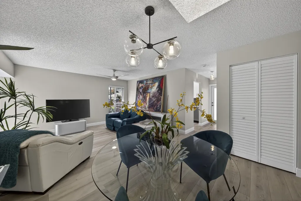 18824 Candlewick Drive Boca Raton FL 33496