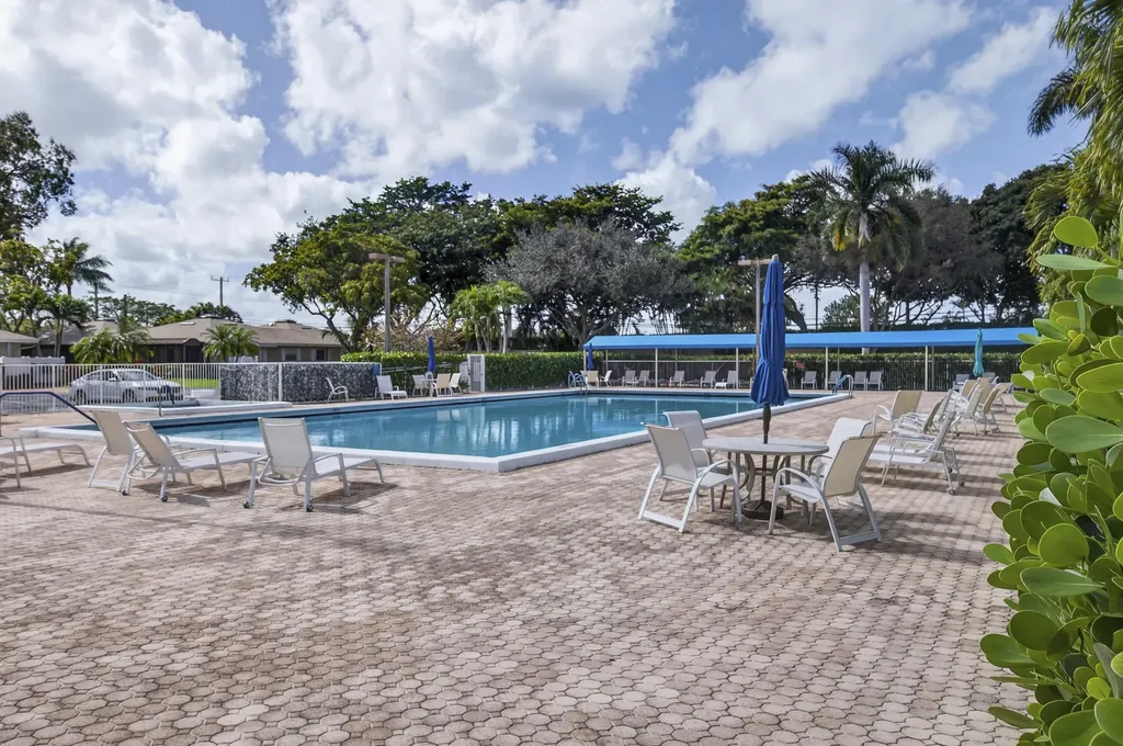 18824 Candlewick Drive Boca Raton FL 33496