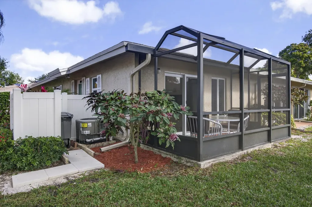 18824 Candlewick Drive Boca Raton FL 33496
