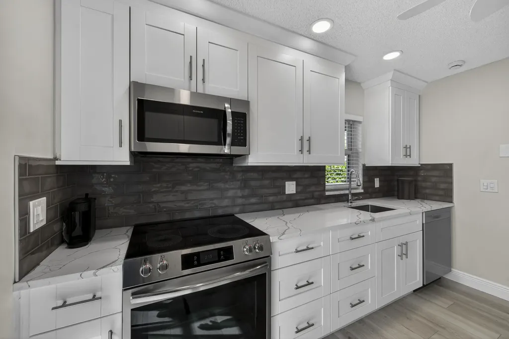 18824 Candlewick Drive Boca Raton FL 33496