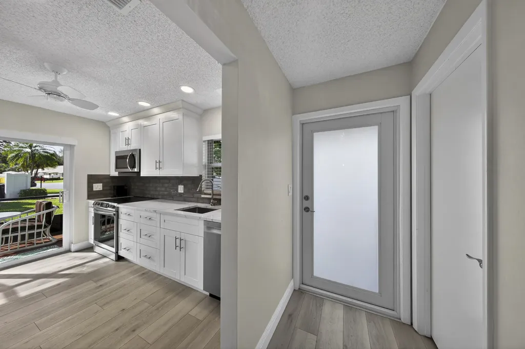 18824 Candlewick Drive Boca Raton FL 33496
