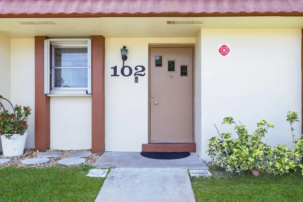 5780 Fernley Drive Drive W West Palm Beach FL 33415