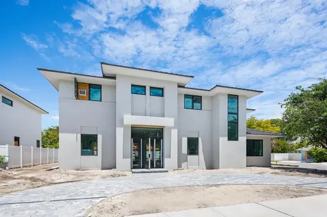 215 SE 5th Street Delray Beach FL 33483