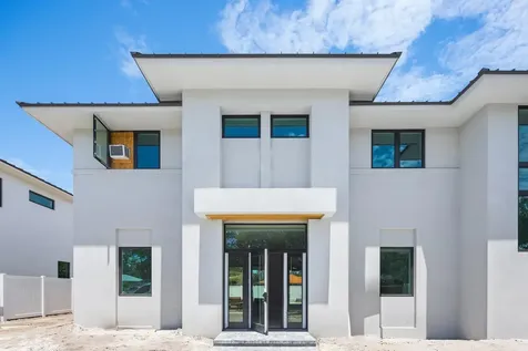 215 SE 5th Street Delray Beach FL 33483