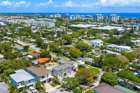 215 SE 5th Street Delray Beach FL 33483