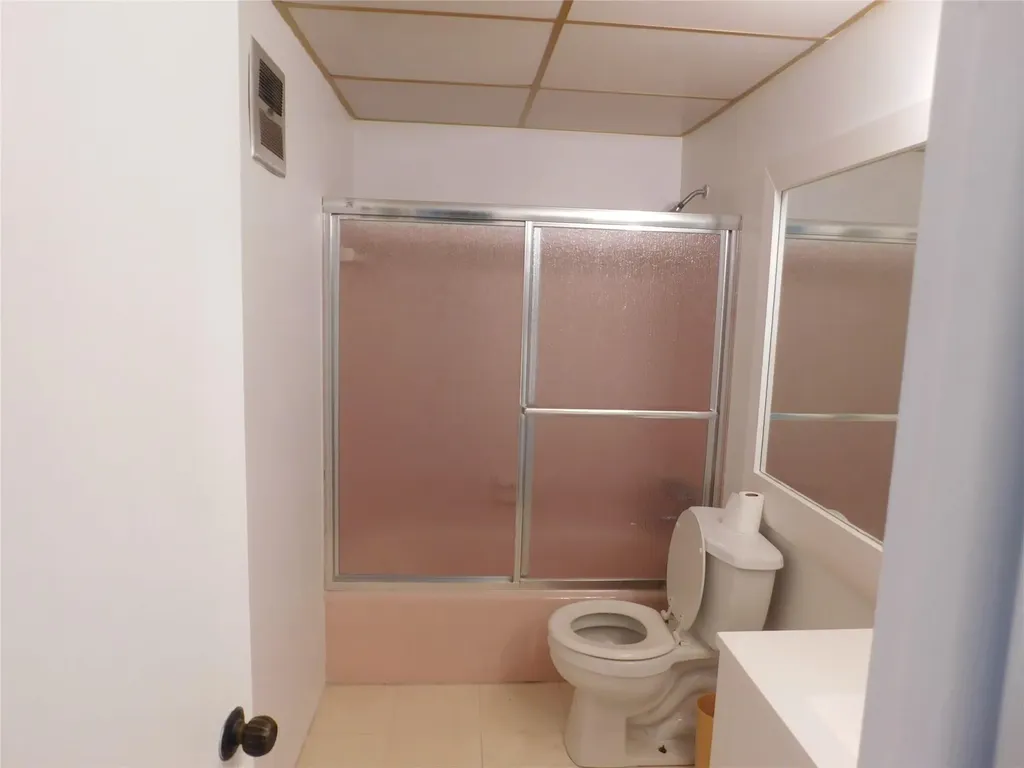 960 Crystal Lake Drive Deerfield Beach FL 33064