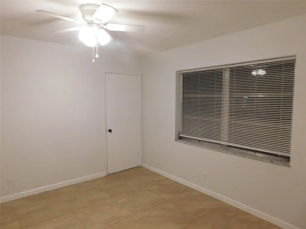 960 Crystal Lake Drive Deerfield Beach FL 33064