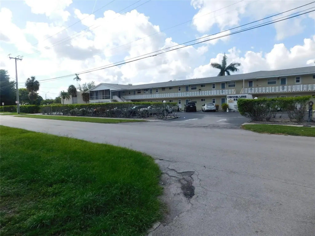 960 Crystal Lake Drive Deerfield Beach FL 33064