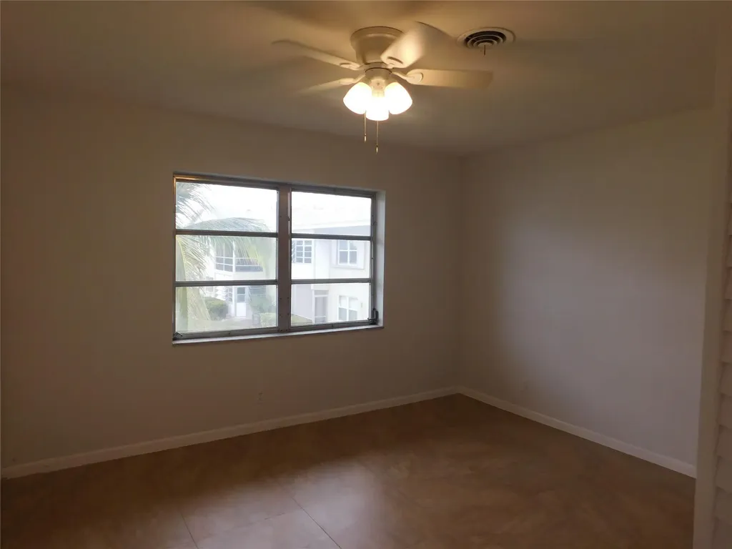 960 Crystal Lake Drive Deerfield Beach FL 33064