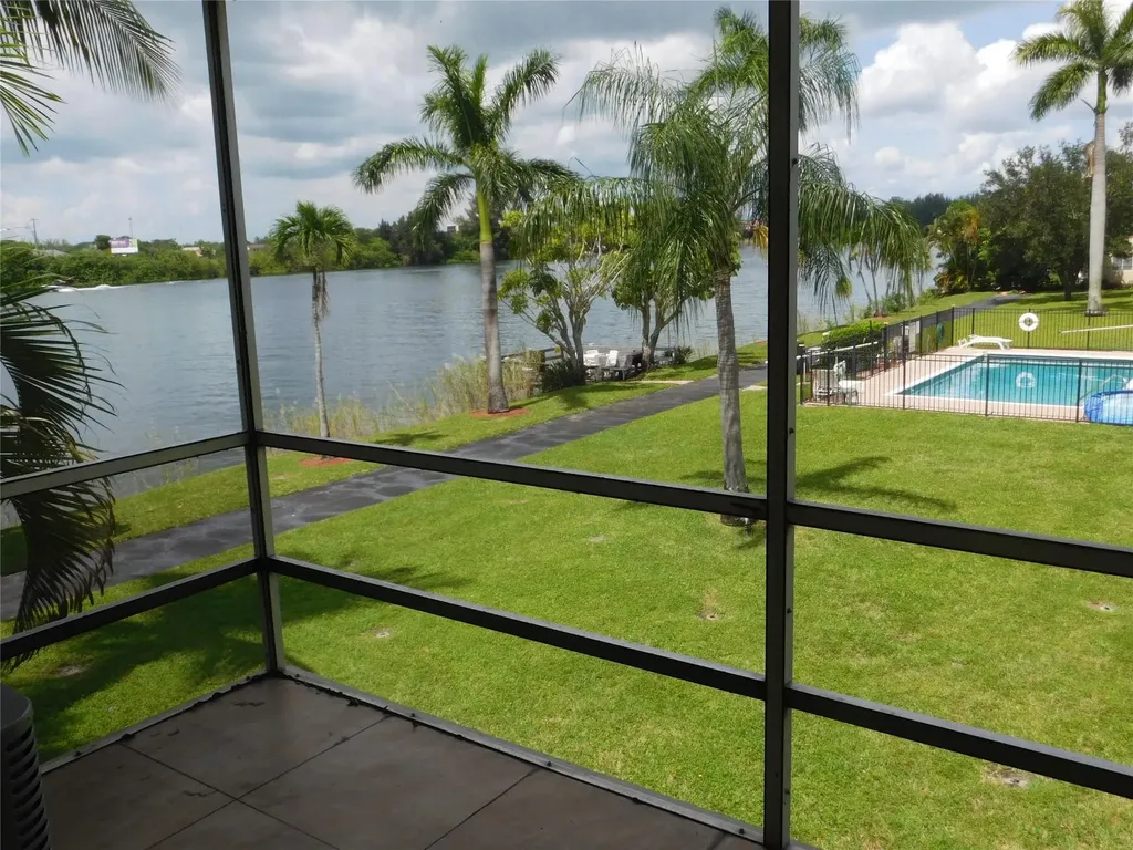 960 Crystal Lake Drive Deerfield Beach FL 33064