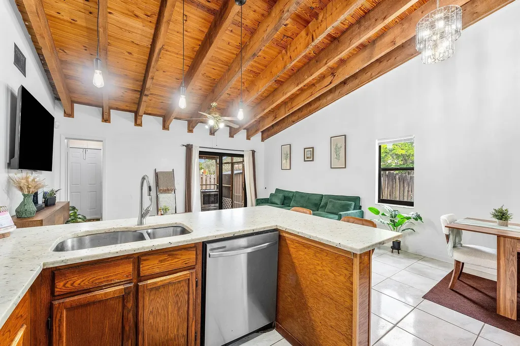 6368 NW 29th Street Sunrise FL 33313