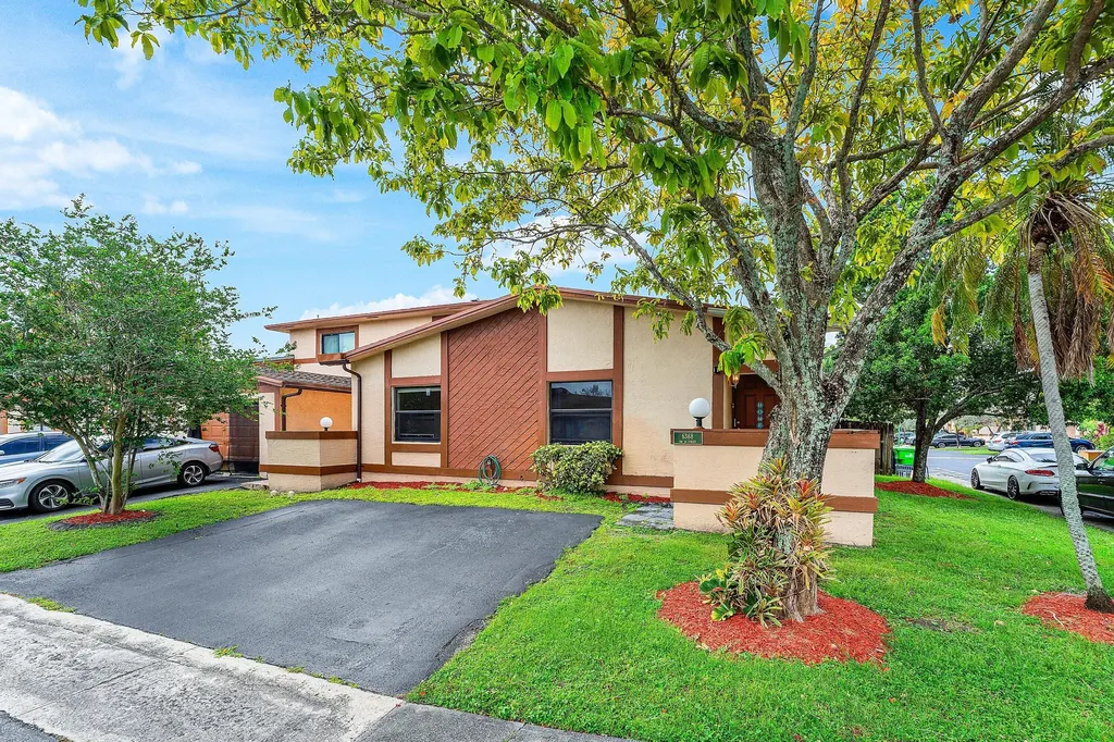 6368 NW 29th Street Sunrise FL 33313