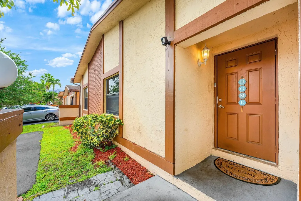 6368 NW 29th Street Sunrise FL 33313