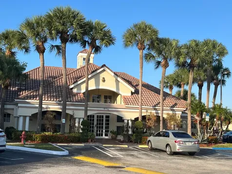 815 W Boynton Beach Boulevard Boynton Beach FL 33426