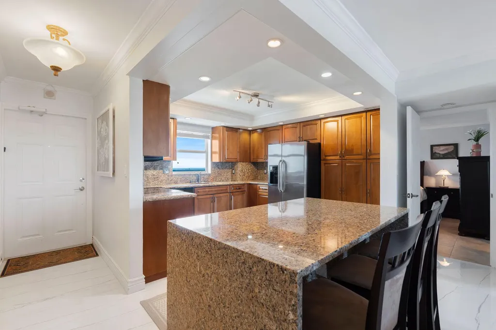1160 Hillsboro Mile Hillsboro Beach FL 33062