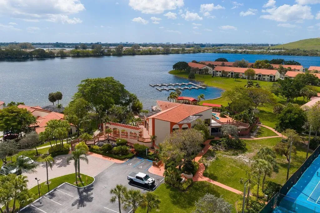 65 Centennial Court Deerfield Beach FL 33442