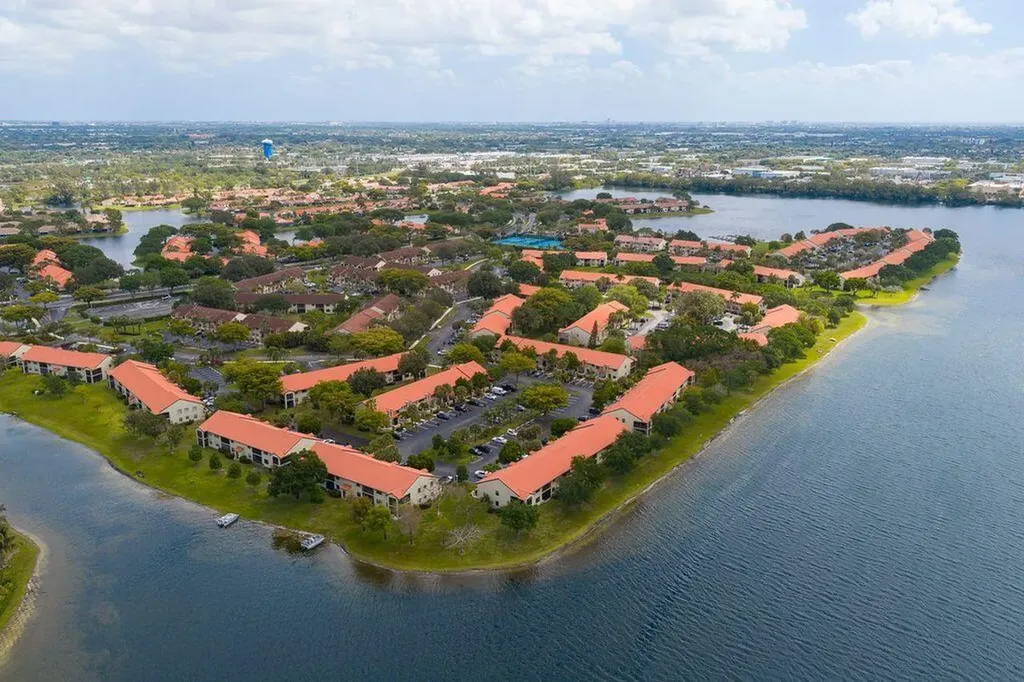 65 Centennial Court Deerfield Beach FL 33442