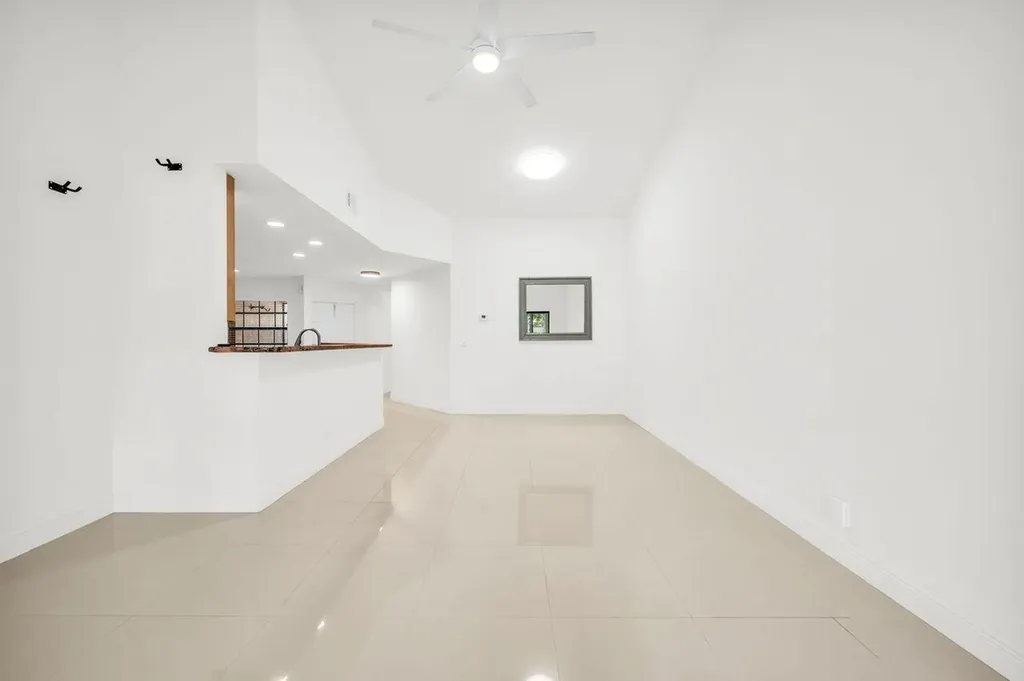 65 Centennial Court Deerfield Beach FL 33442