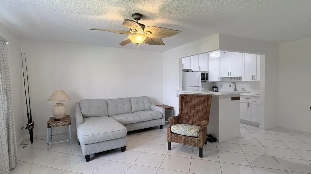 200 Horizon W Boynton Beach FL 33435