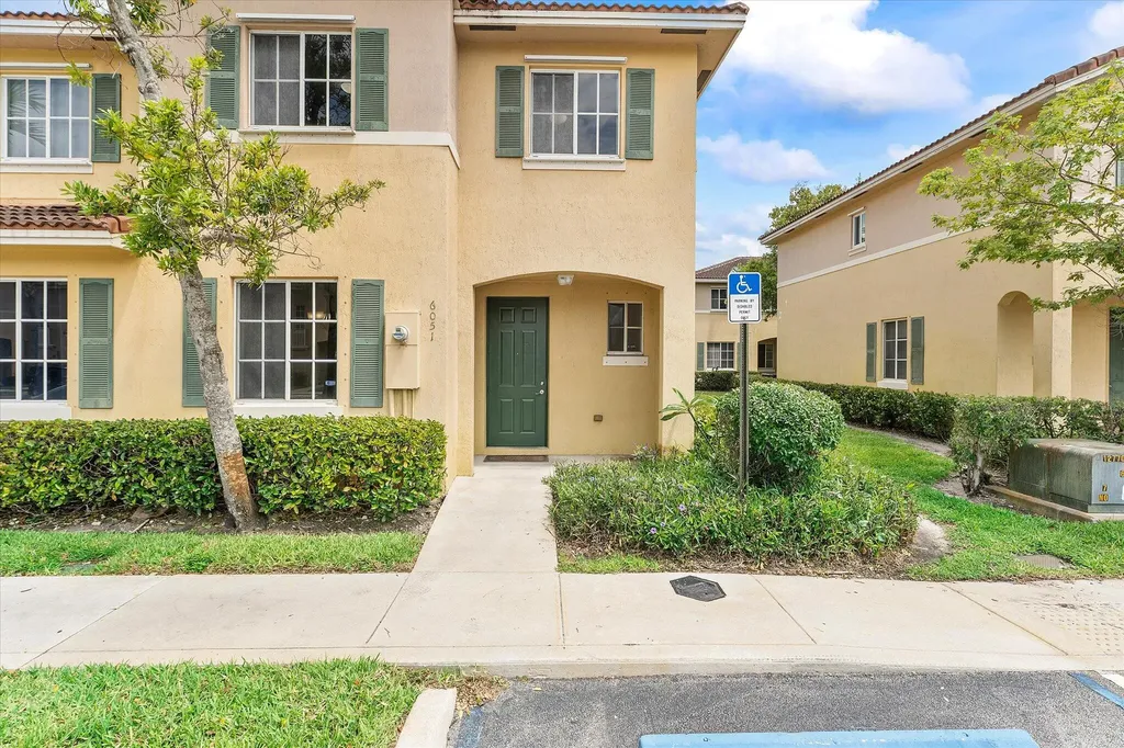 6051 SW 19th Court North Lauderdale FL 33068