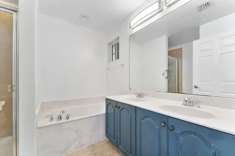 6051 SW 19th Court North Lauderdale FL 33068