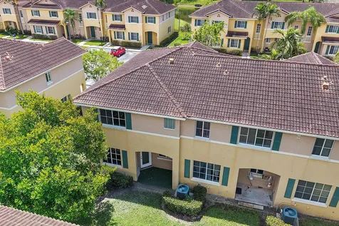 6051 SW 19th Court North Lauderdale FL 33068
