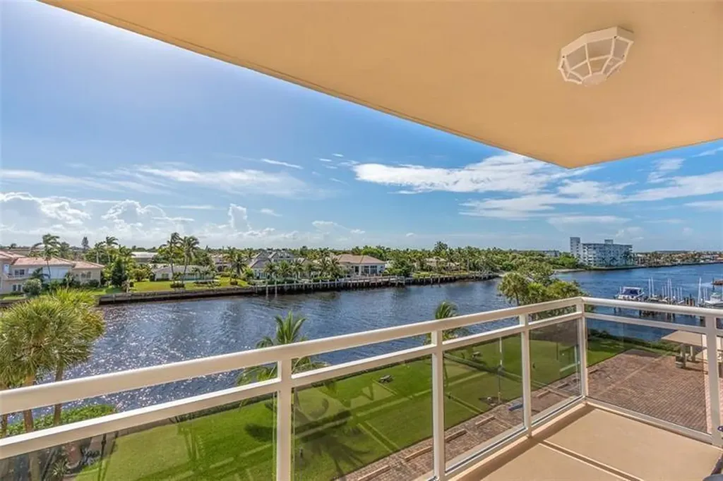 1160 Hillsboro Mile Hillsboro Beach FL 33062