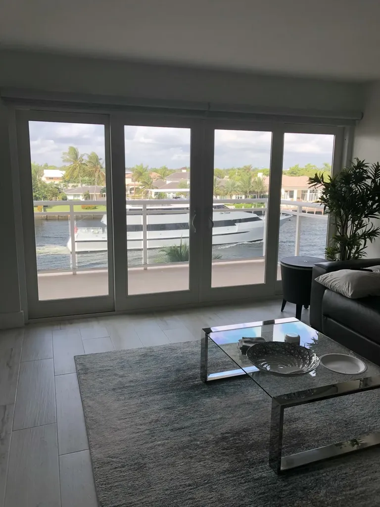 1160 Hillsboro Mile Hillsboro Beach FL 33062