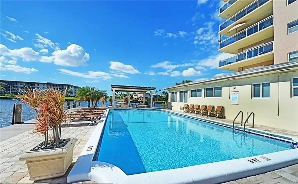 1160 Hillsboro Mile Hillsboro Beach FL 33062