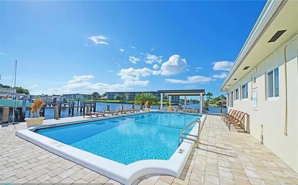 1160 Hillsboro Mile Hillsboro Beach FL 33062