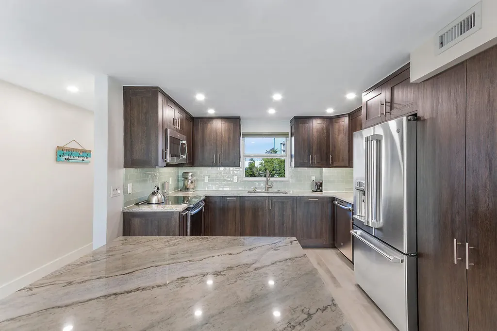 1160 Hillsboro Mile Hillsboro Beach FL 33062