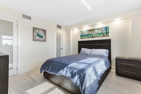 1160 Hillsboro Mile Hillsboro Beach FL 33062