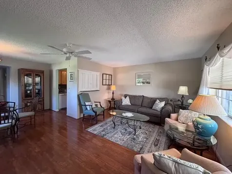 340 W Horizons Boynton Beach FL 33435