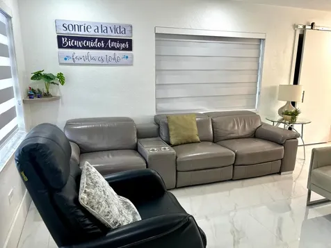 2742 Cherokee Court West Palm Beach FL 33406
