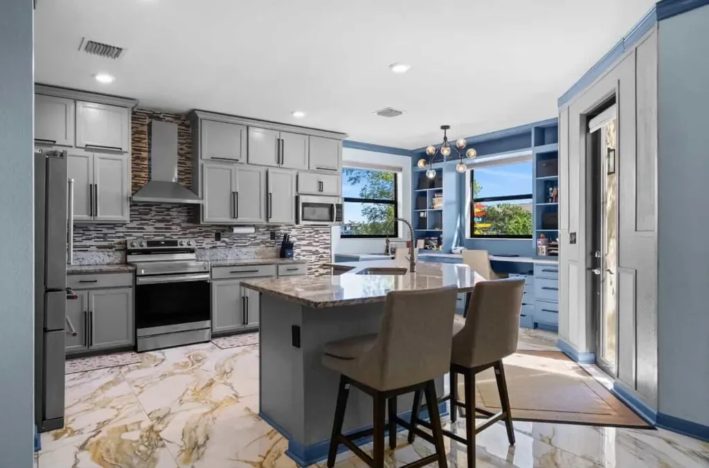 9331 W 35th Avenue Hialeah FL 33018